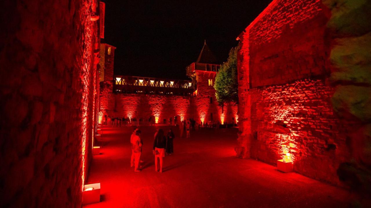 Tout Confort ! Climatisation, Centre-Ville, Parking, Terrasse, Wifi, Netflix Carcassonne Exteriör bild
